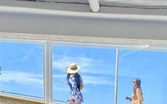 Geo & Art Boutique Hotel