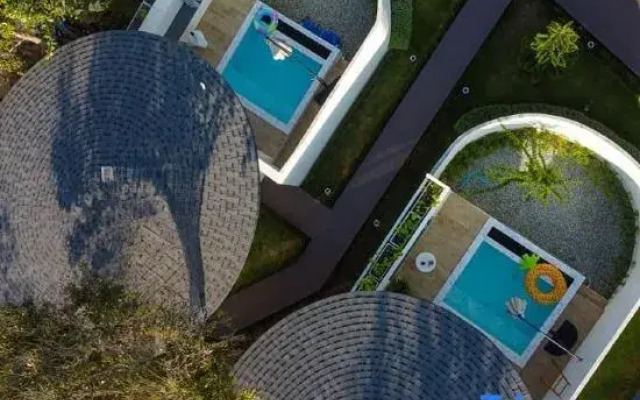 SaroRach Pool Villa Resort Kohlarn