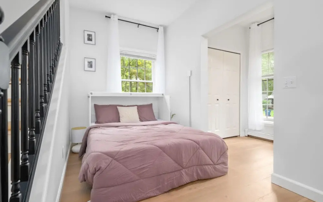 Gorgeous 2BDR Home near Downtown
