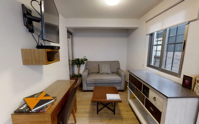 Tokio Suites