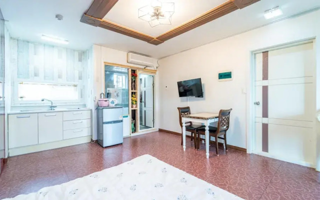 Youngheungdo Roma Spa Pension