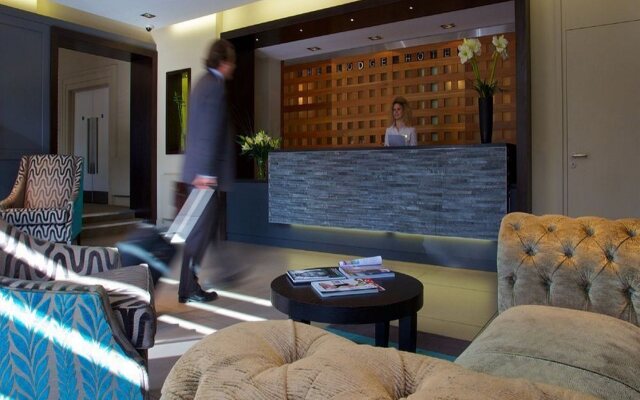 The Lodge Hotel - Putney