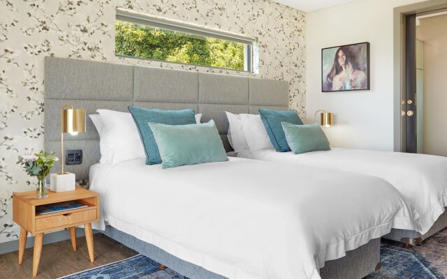 The Cliffside Boutique Getaway