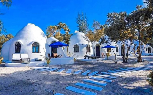 Moonlight Resort