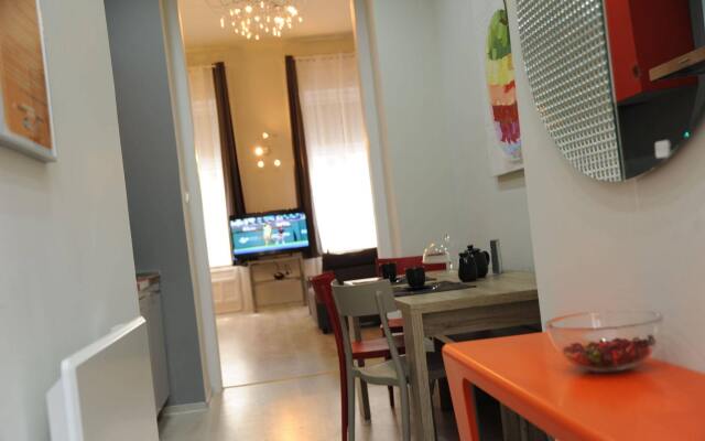 Budapest Easy Flats- Operetta Lux Apartment