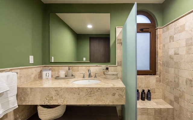 Holt - Amazing 2 BR in San Miguel