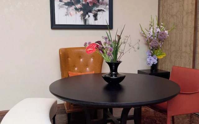 Guo Mao San Li Tun Apartment