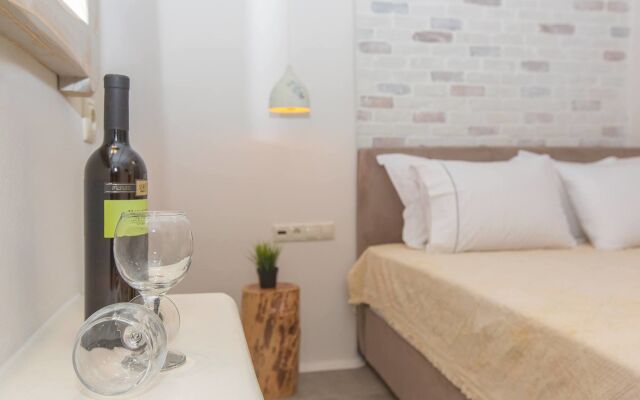 Ampelos Suites
