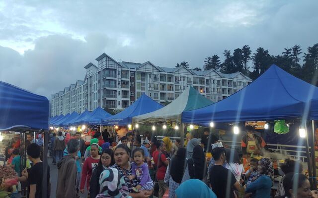 My 3 Rooms Apartment at Golden Hills