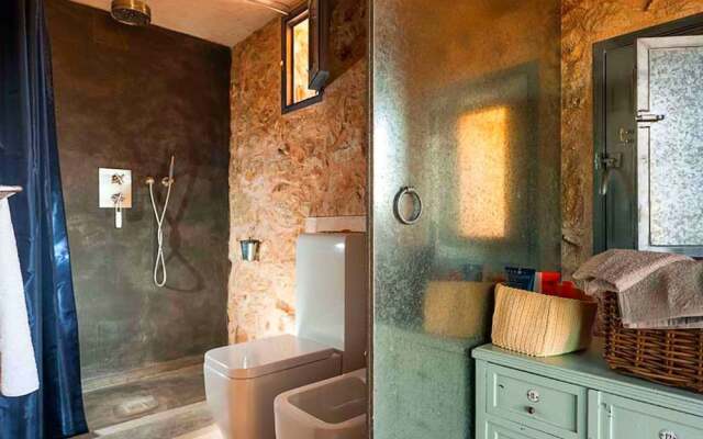 Lush Holiday Home in Ragusa with Pool & Antique Interiors