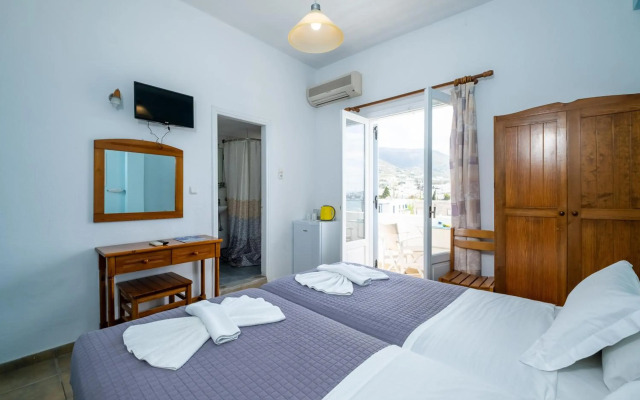 Livadia Hotel
