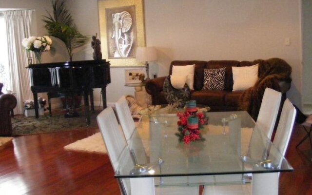 Howick Luxury Large Home