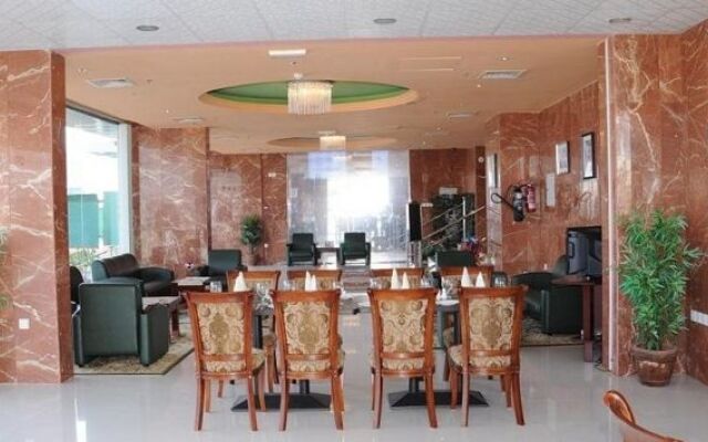 Raynor Hotel Apartments