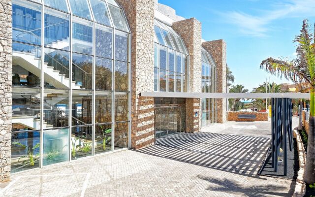 LABRANDA Hotel Golden Beach - Adults Only