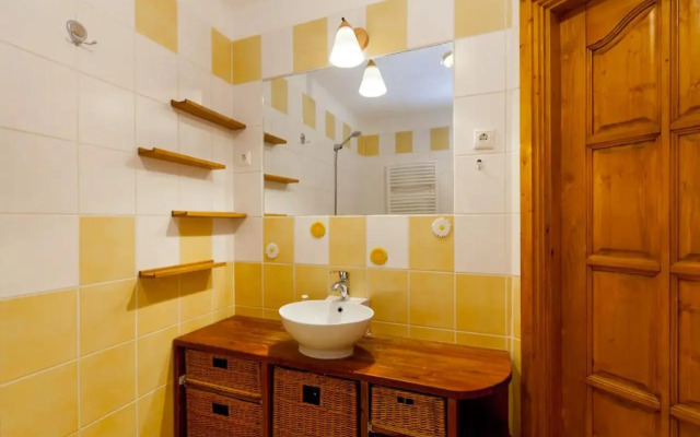 Bibor Apartment