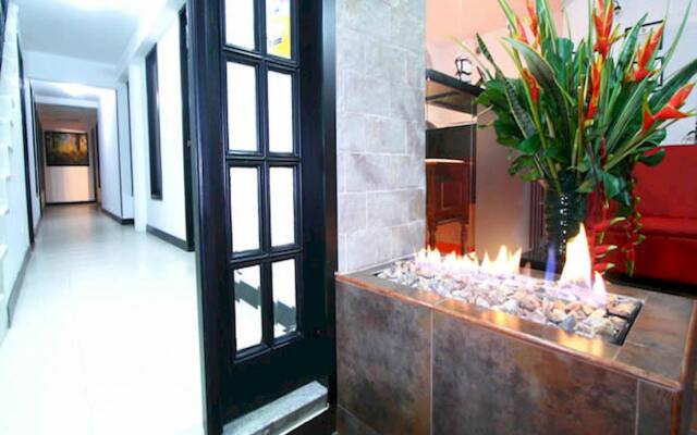 Hotel Lemus Plaza