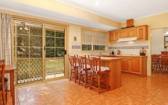 Alpine Mist - Spacious 5 bedroom home