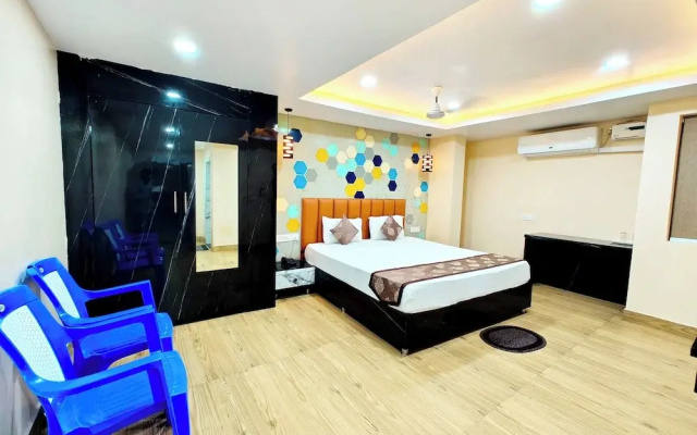 Hotel Kunj Santosh Near Jagannath Temple