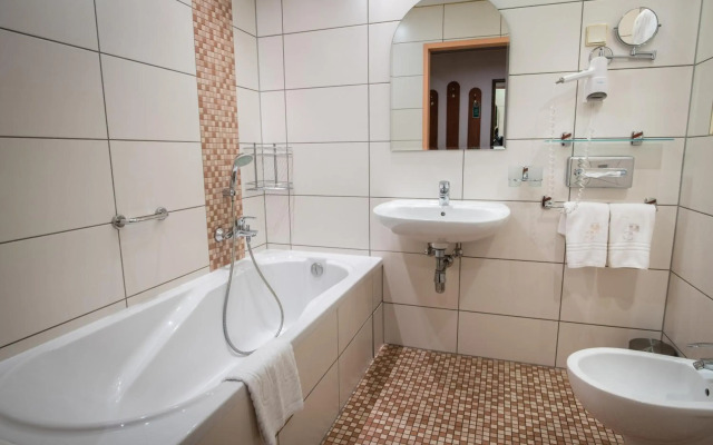 Hotel Gwarna