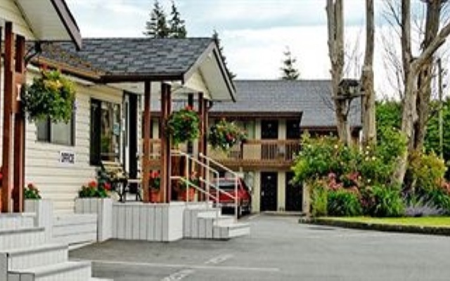 Heritage River Inn