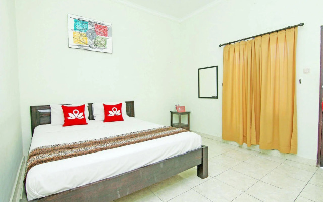 Gong Corner Guest House 2