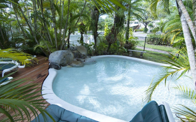 Beach Terraces- Port Douglas