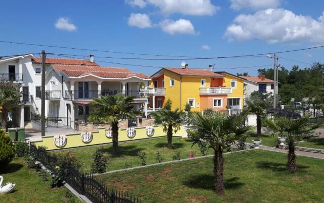Radmani Apartments