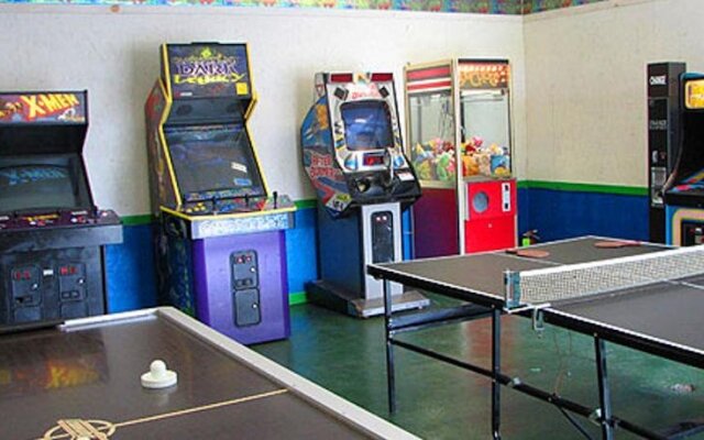 Colonel Williams Resort