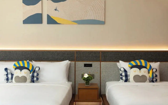 voco Ningbo Dongqian Lake by IHG