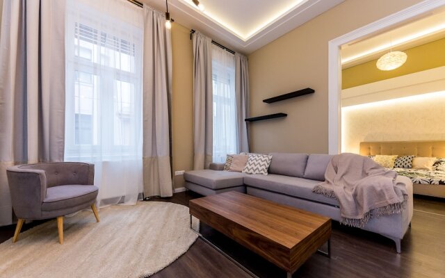Dfive Apartments - Gold