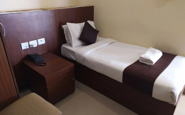 Hotel Parkway Inn