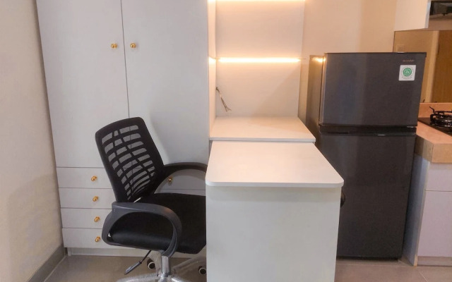 Cozy Living And Relaxing Studio Room Apartment B Residence