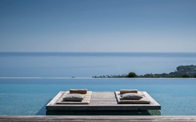 Palatial Wooden Villa, 4br, Lovina