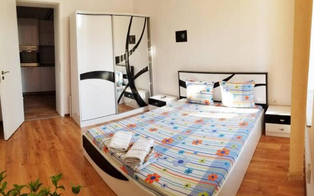 River Port Apartment 1