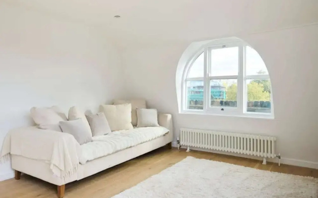 The Kennington Wonder - Bright 2bdr Flat With Rooftop Terrace