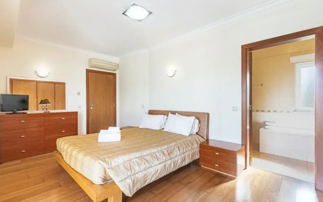 Villa Coute Real in Quarteira