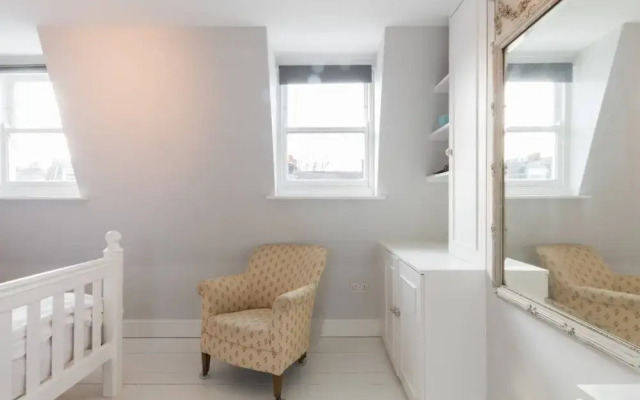 Fulham 4-bed House & Garden Near Tube