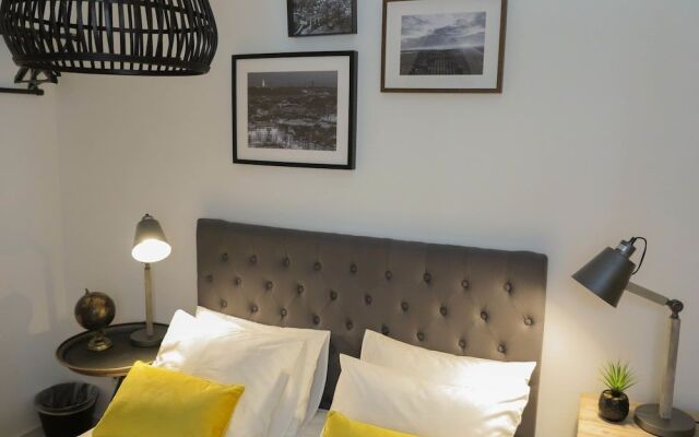 DuMont Lisbon Guesthouse