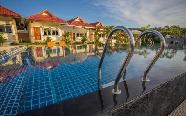 Phuket Airport Villa