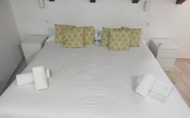 Casa Puerta de la Alcazaba Antequera