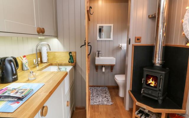 Cassie'S Shepherd'S Hut