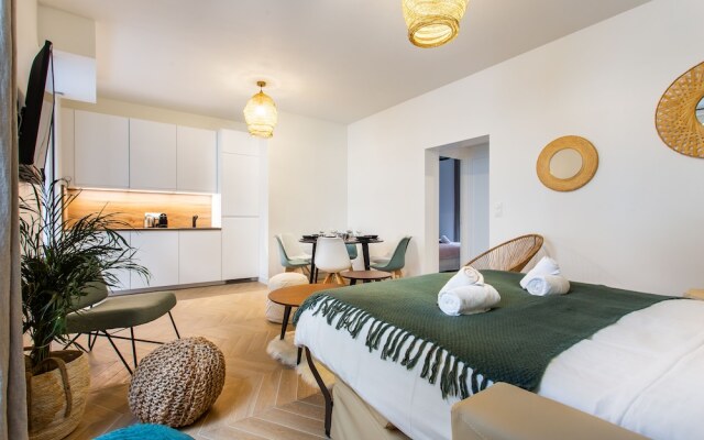 Luxury home in paris