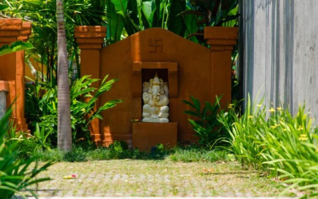 Sayan Romantis Guest House