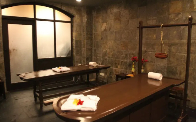 Discover Resorts