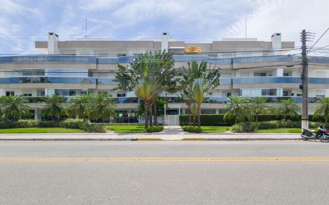 Belo apto c/ churrasqueira a 700m da praia BDJ0105