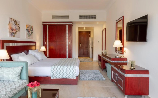 Oyster Bay Beach Suites