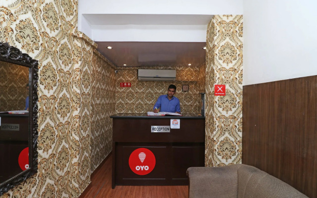 OYO 10381 Hotel Aerodrome Palace