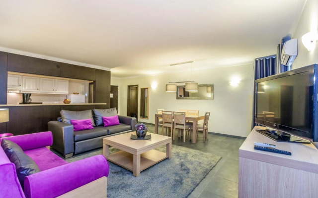 Santa Eulália Suite Hotel & SPA