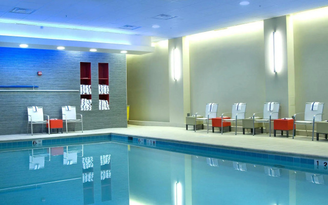 Embassy Suites by Hilton Alexandria Old Town