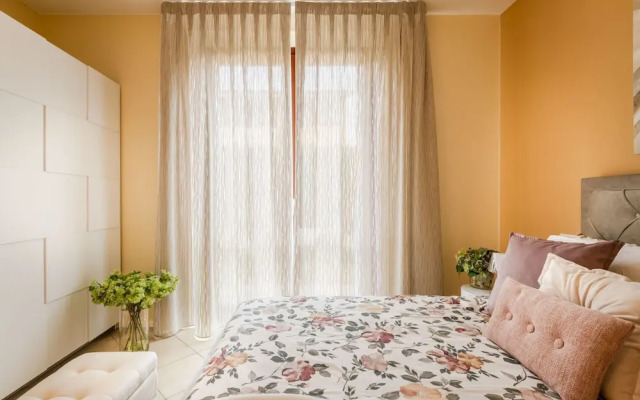 Casa Ambra in Lucca With 1 Bedrooms and 1 Bathrooms